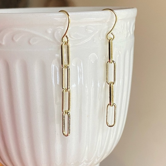 Gold Plated Paper Clip Chain Earrings - Picture 1 of 3